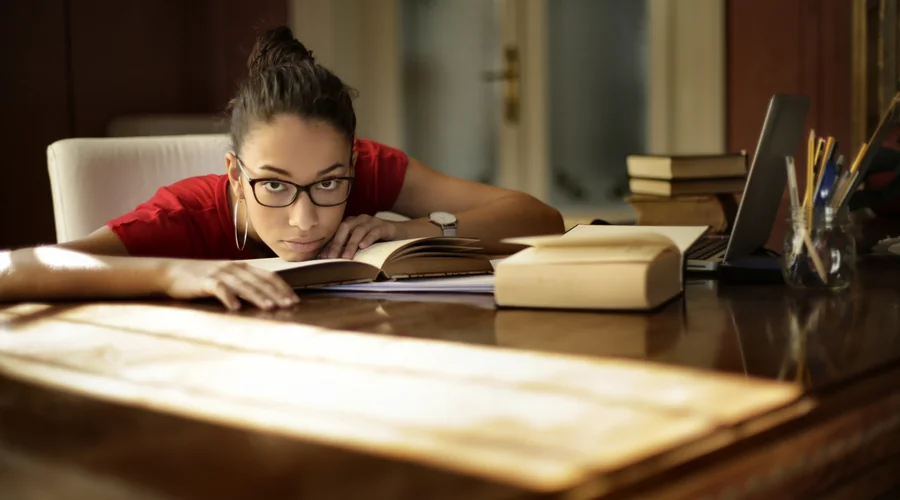 Até Quando o Pai Paga Pensão Alimentícia? Maioridade e Faculdade